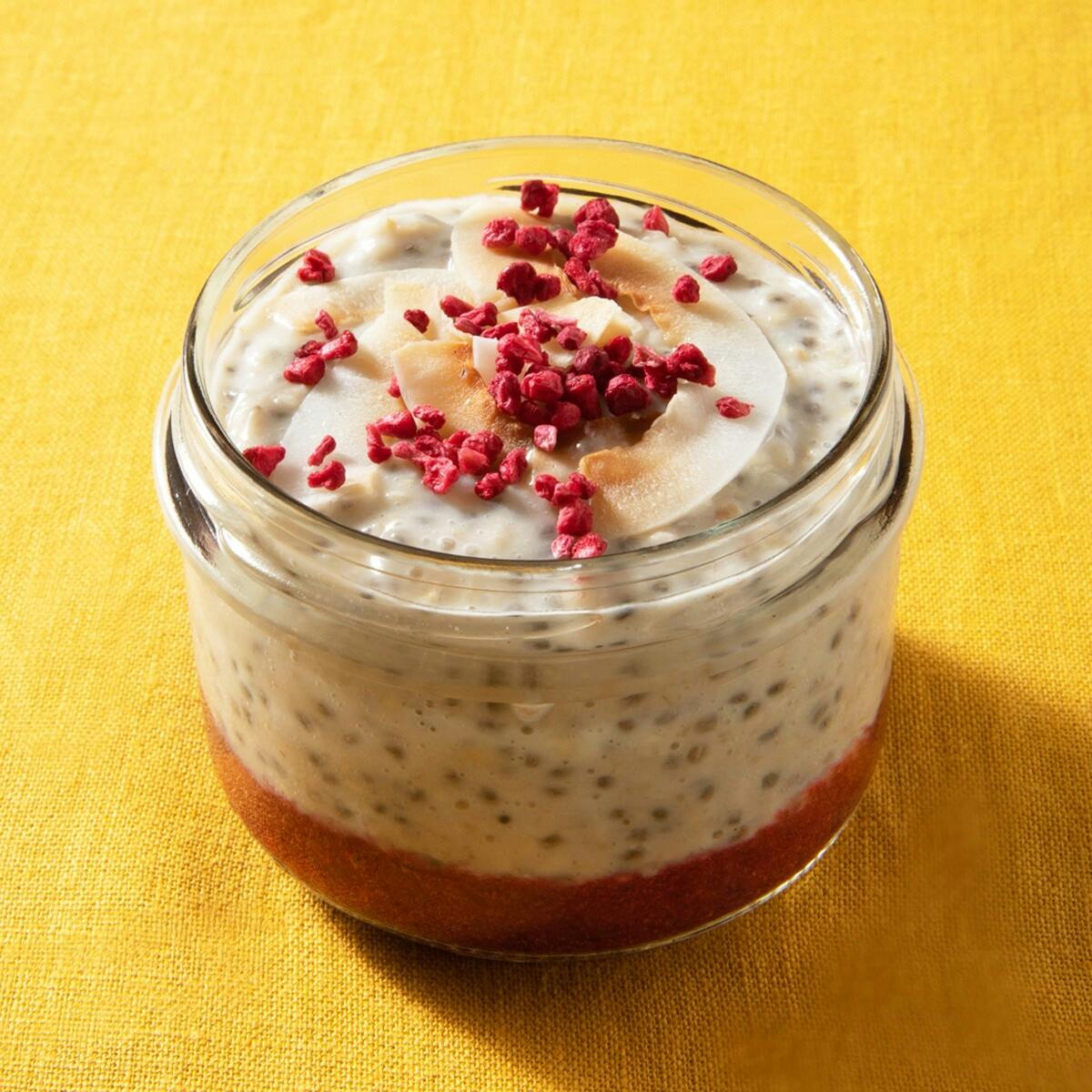 Coconut and Berry Breakfast Pot