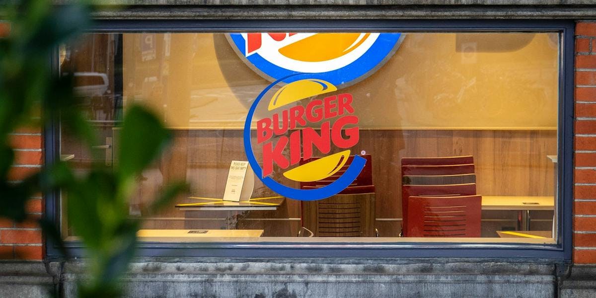 burger king restaurant sign 