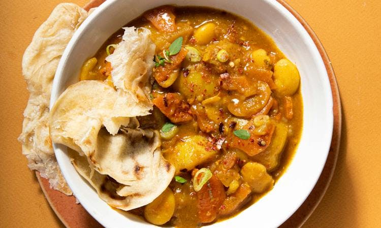 Vegan curried potato, carrot and butter bean stew image