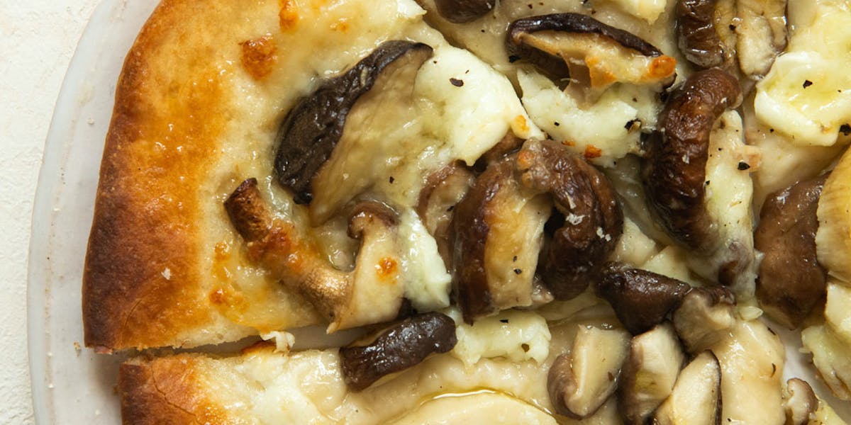 vegan mushroom pizza 