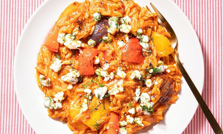 Roasted pepper orzo with vegan feta cheese